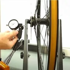 Super B Dévoileur De Roue Professionnel Super-B TB-PF36 -Rubéna Soldes Boutique devoileur de roue professionnel super b tb pf36 5